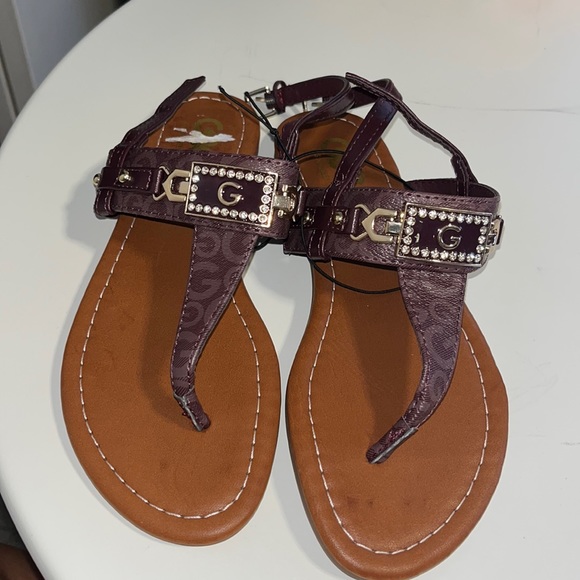 GBG Los Angeles Shoes - New without tags Gbg Los Angeles Women's T-Strap Thong Flat Sandals 7size